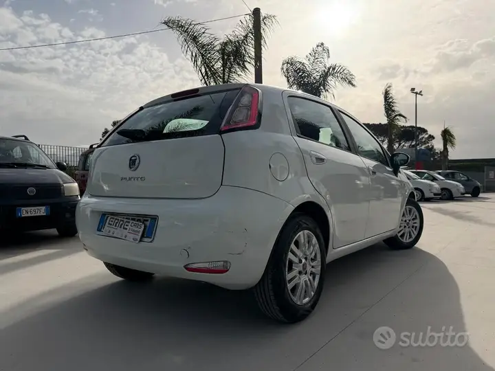 Fiat Punto 2013 photo 5