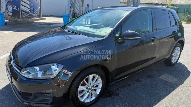 Volkswagen Golf 2013 photo 3