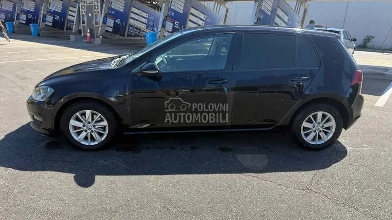 Volkswagen Golf 2013 photo 4