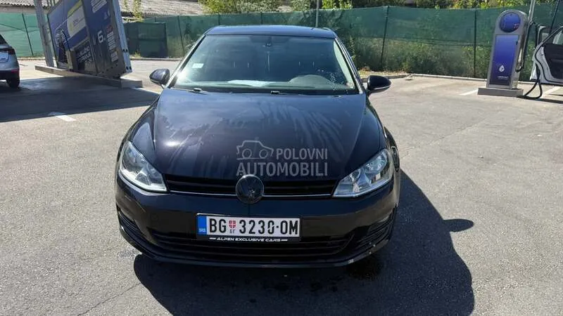 Volkswagen Golf 2013 photo 2