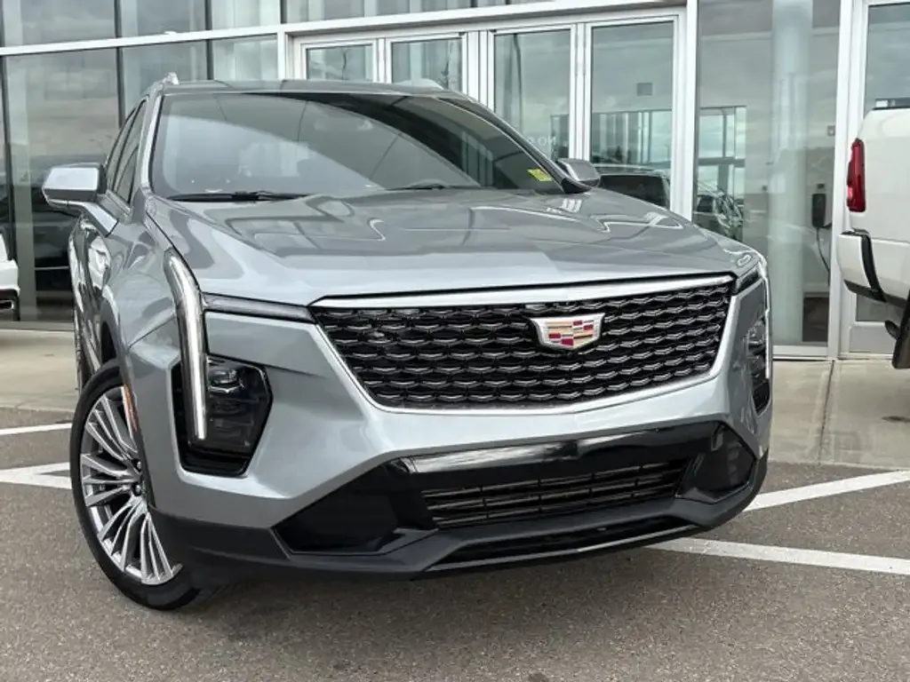 Cadillac Xt4 2025 photo 2