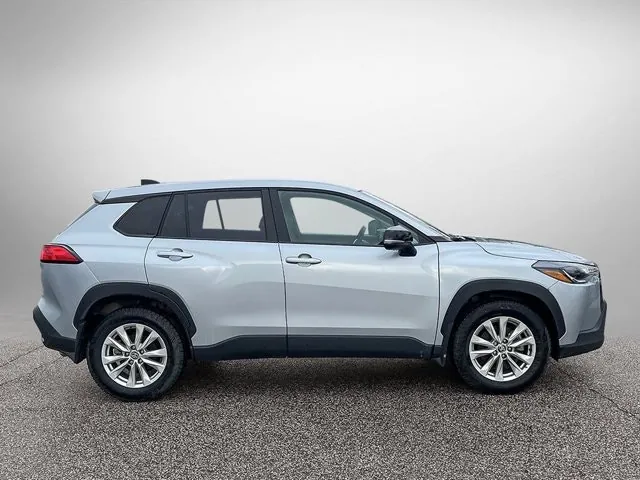 Toyota Corolla Cross 2025 photo 4