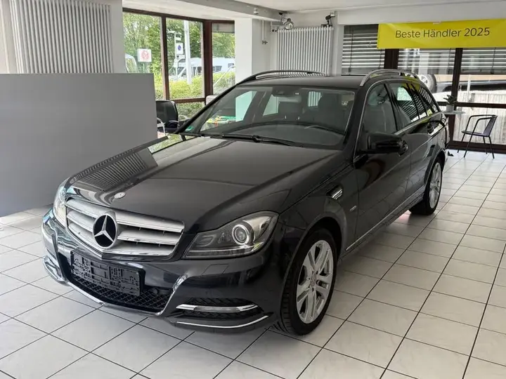 Mercedes-Benz C200