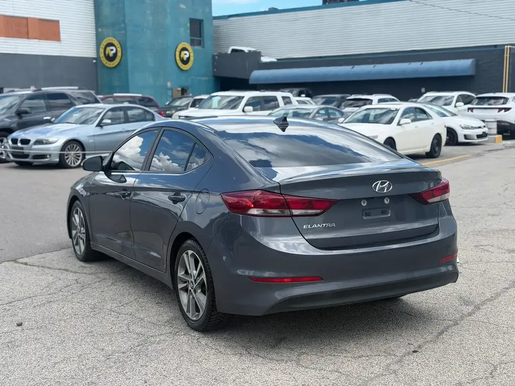 Hyundai Elantra 2017 photo 5