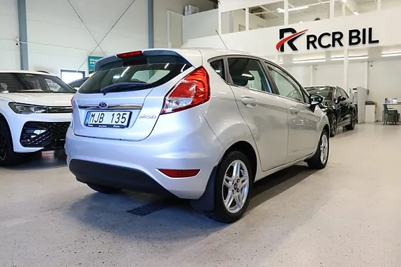 Ford Fiesta 2014 photo 5