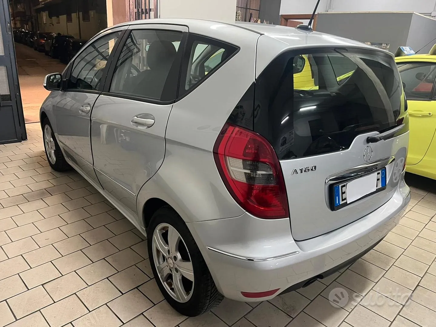 Mercedes-Benz A 160 2010 photo 4