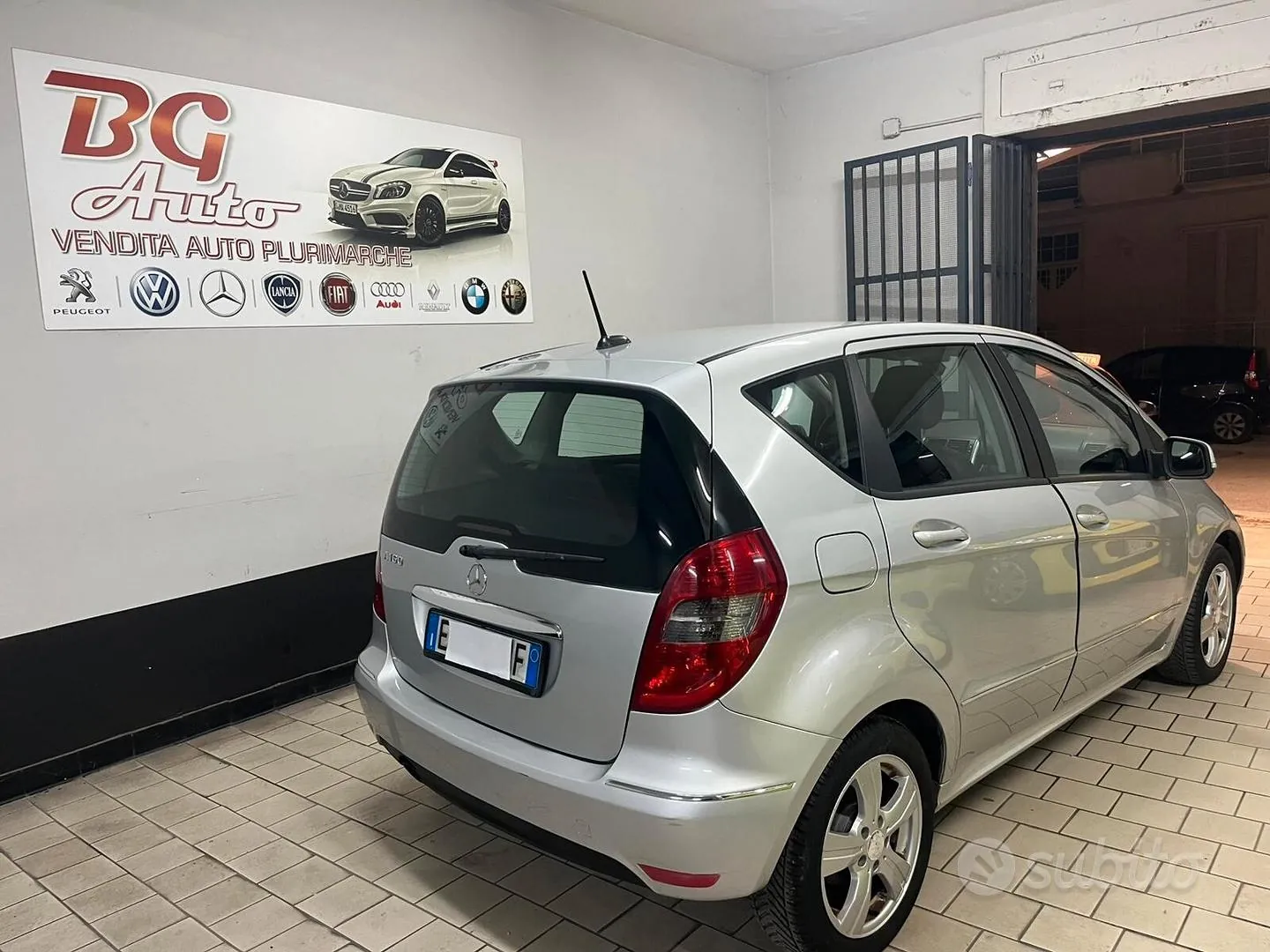 Mercedes-Benz A 160 2010 photo 5