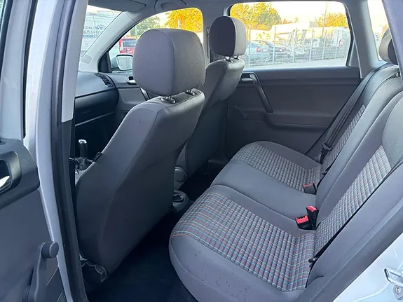 Volkswagen Polo 2007 photo 5