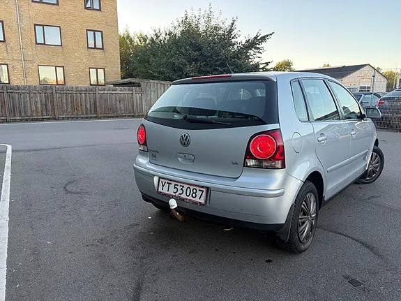Volkswagen Polo 2007 photo 3