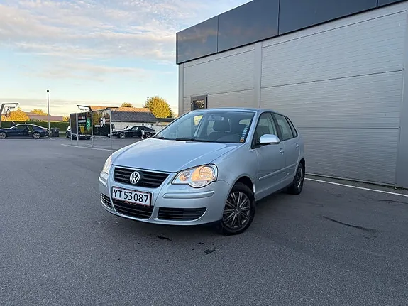 Volkswagen Polo 2007 photo 2