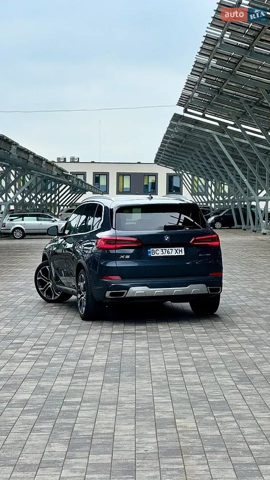 BMW X5 2019 photo 4