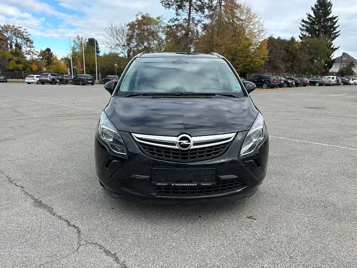 Opel Zafira Tourer 2015 photo 2