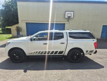 Nissan Navara Double Cabine