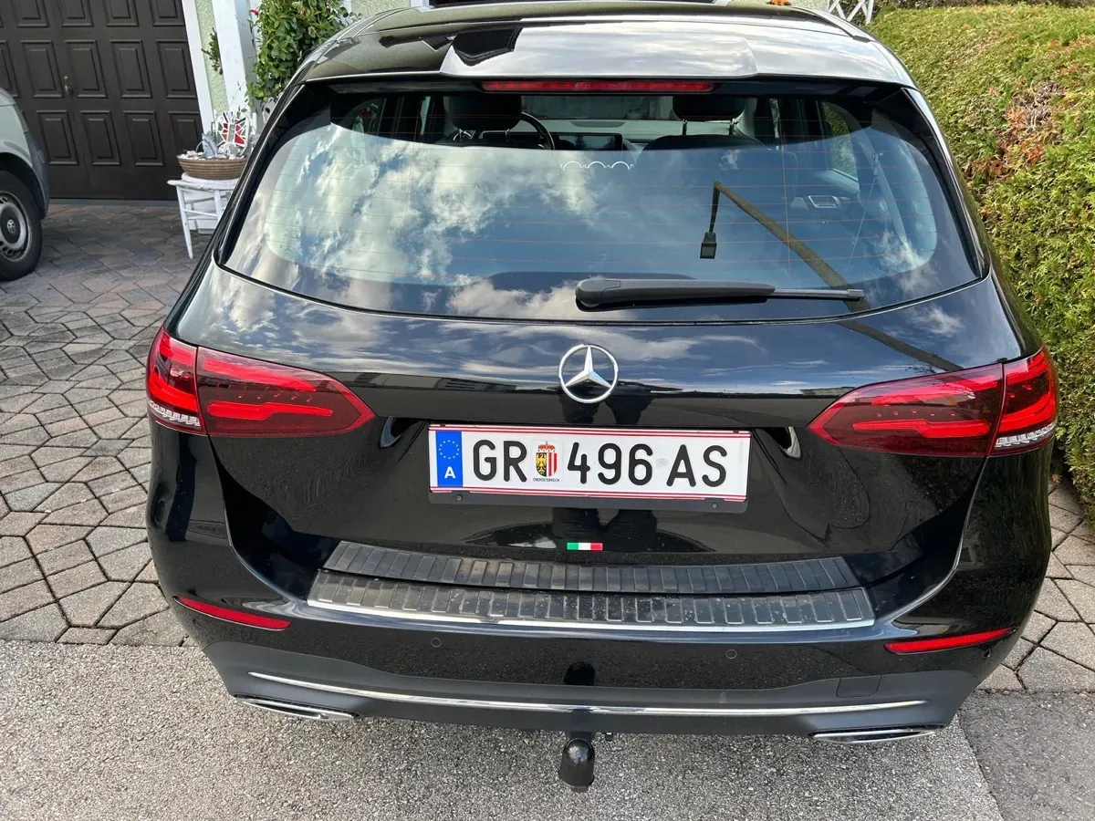 Mercedes-Benz B-Class 2020 photo 3