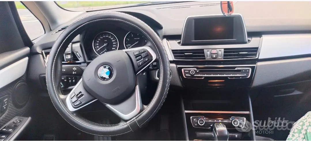 BMW Gran Tourer 2016 photo 4