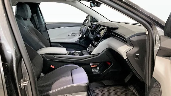 Ford Explorer 2026 photo 3
