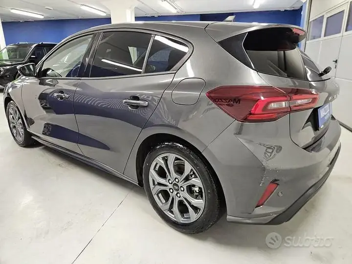 Ford Focus 2025 photo 4