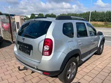 Dacia Duster 2013 photo 2