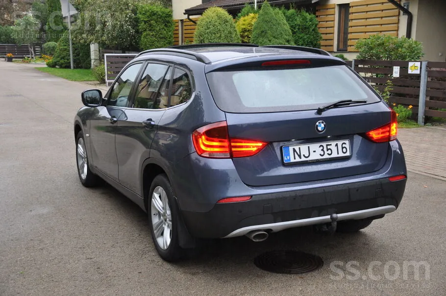 BMW X1 2012 photo 4