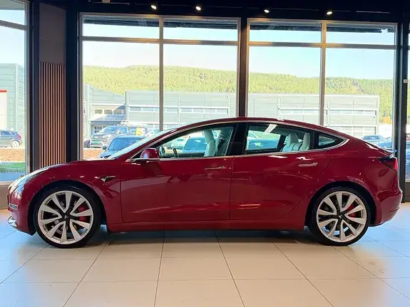 Tesla Model 3 2019 photo 5