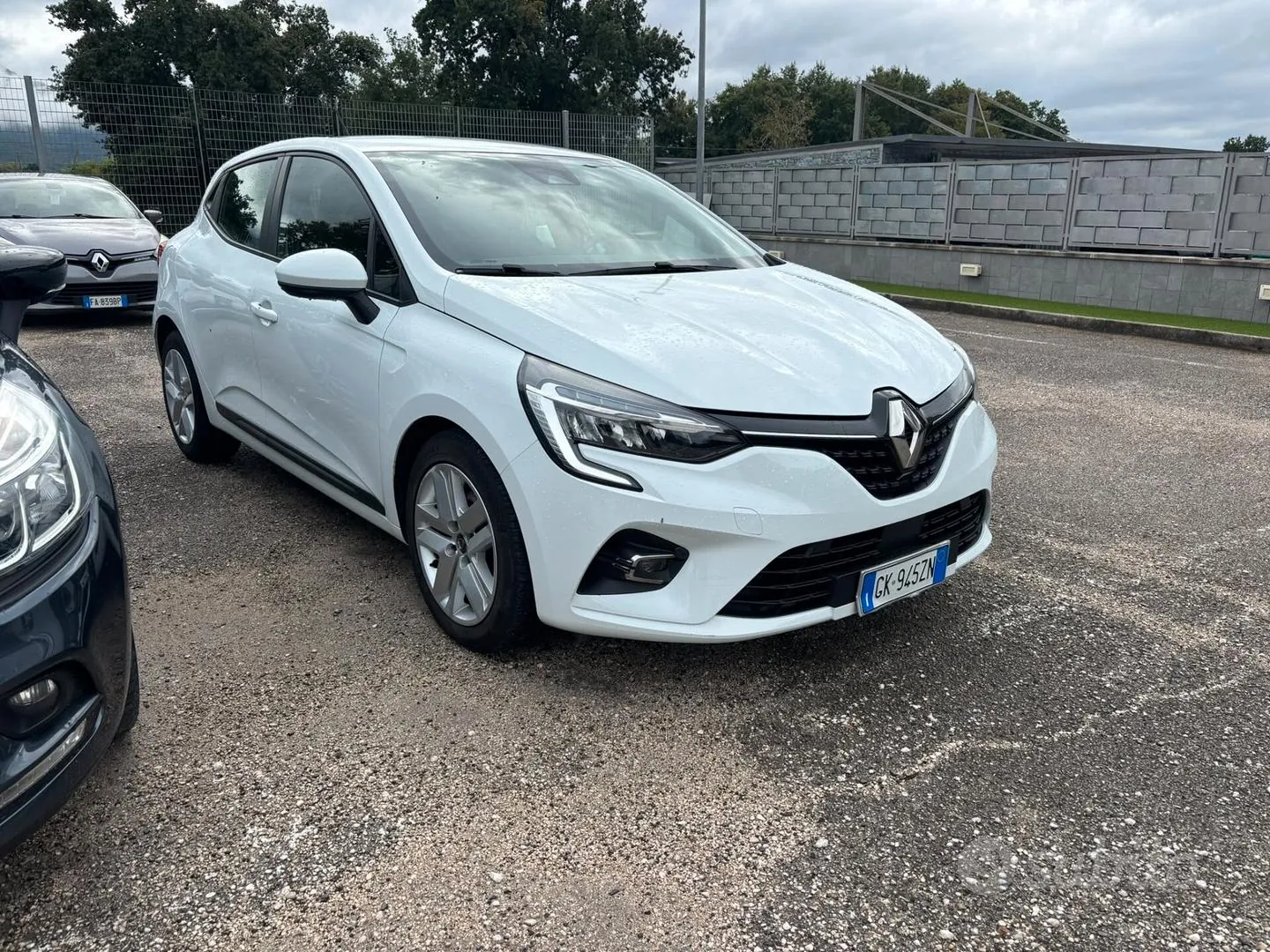 Renault Clio 2022 photo 2