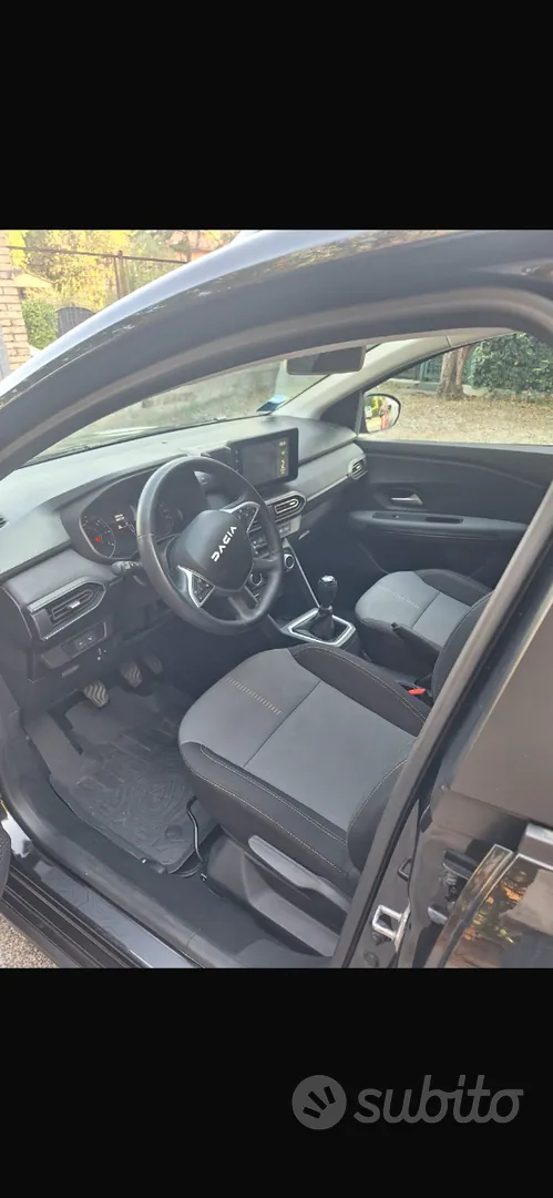 Dacia Sandero 2024 photo 3