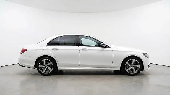 Mercedes-Benz E220 D 2019 photo 3