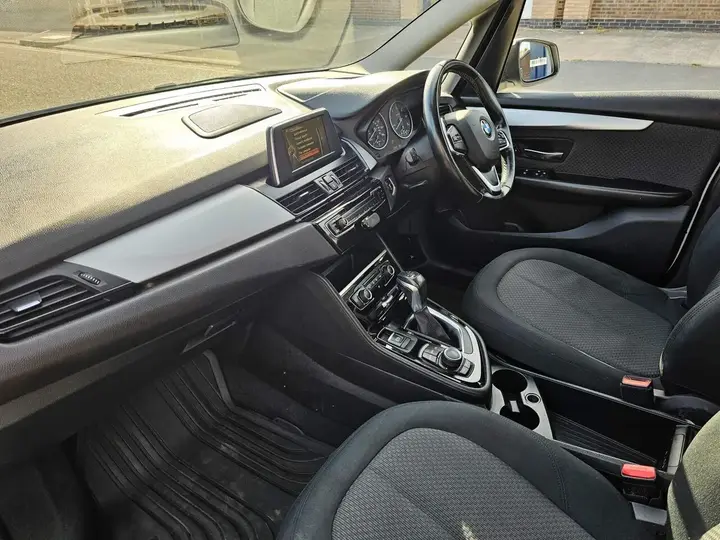 BMW 2 Series Gran Tourer 2016 photo 5