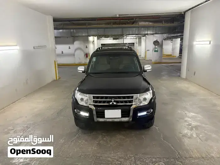 Mitsubishi Pajero 2015 photo 5