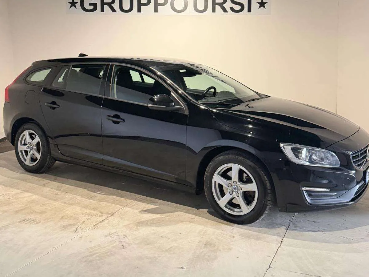 Volvo V60 2015 photo 2