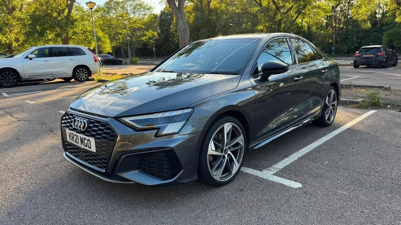 Audi A3 2021 photo 2