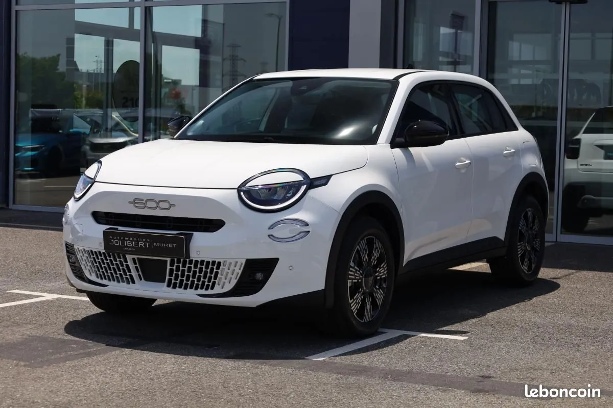 Fiat 600 2025 photo 3