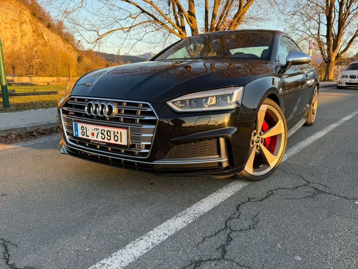 Audi A5 2018 photo 2