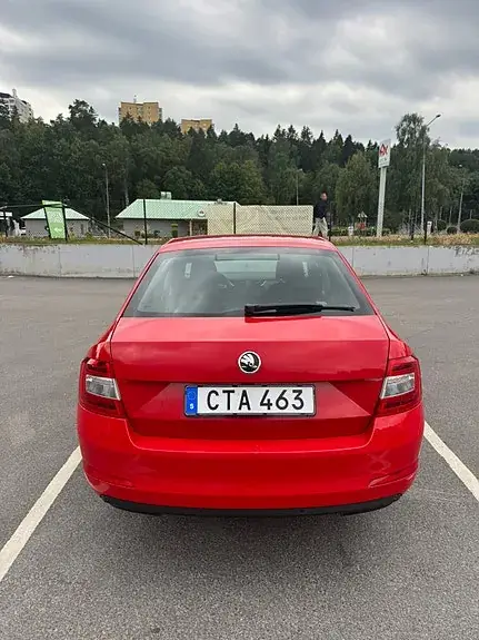 Skoda Octavia 2013 photo 3