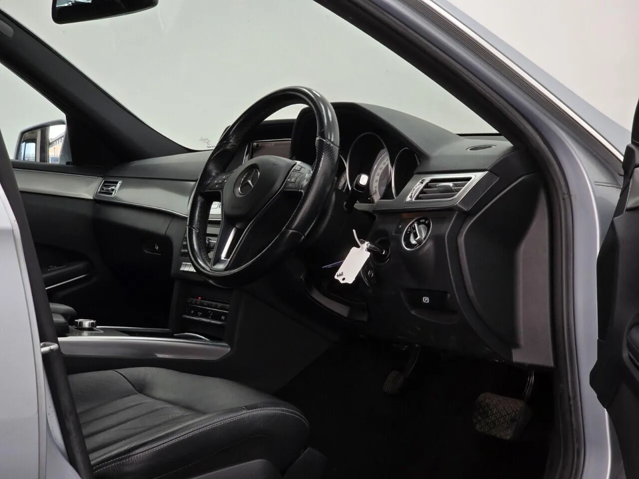 Mercedes-Benz E-Class 2013 photo 5