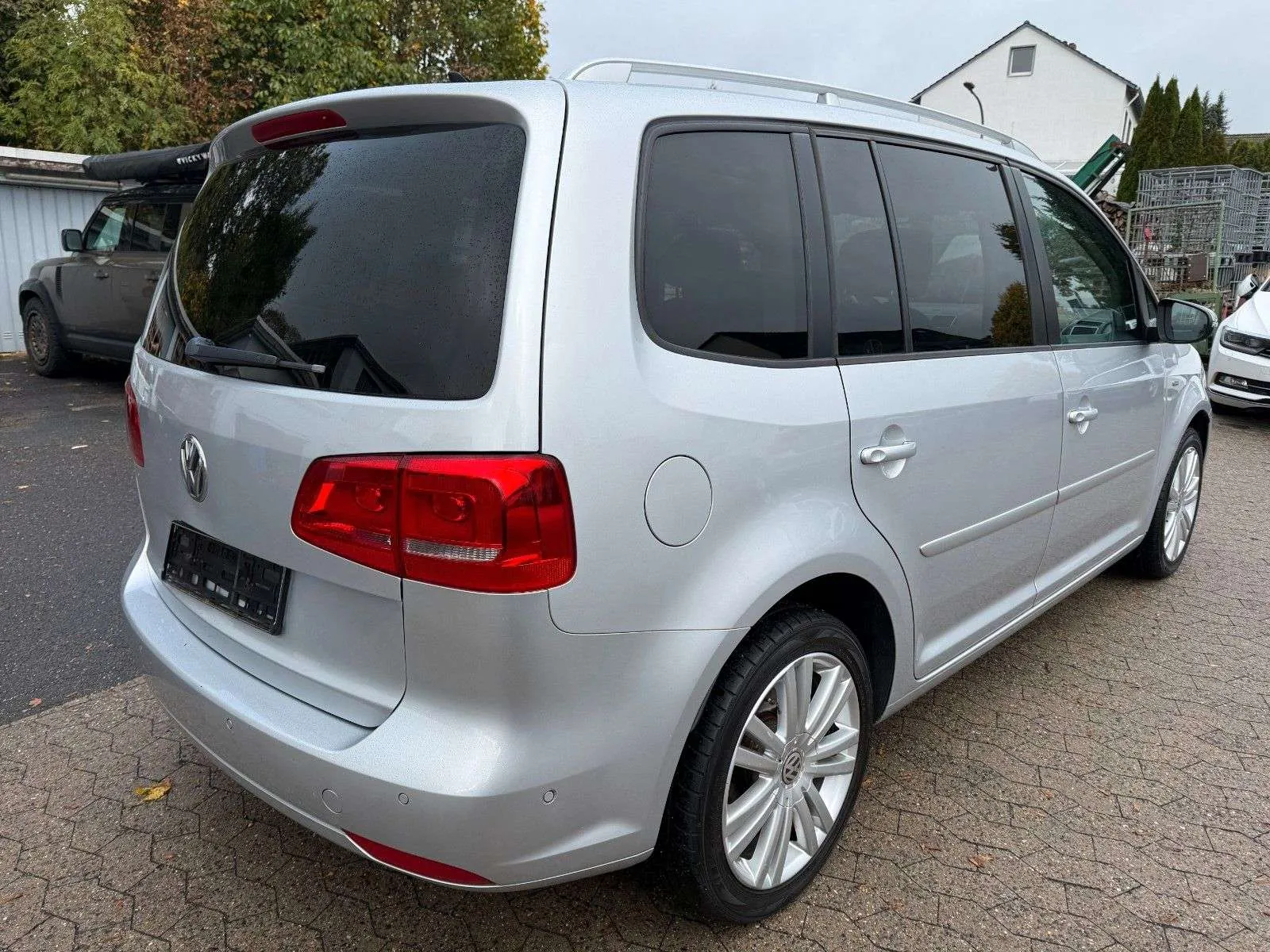 Volkswagen Touran 2013 photo 4