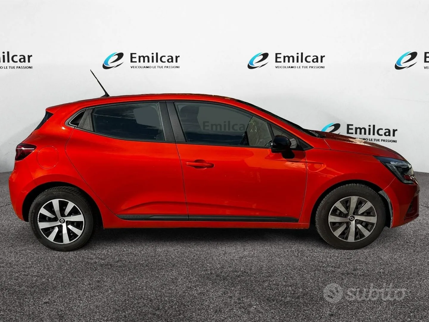 Renault Clio 2023 photo 3