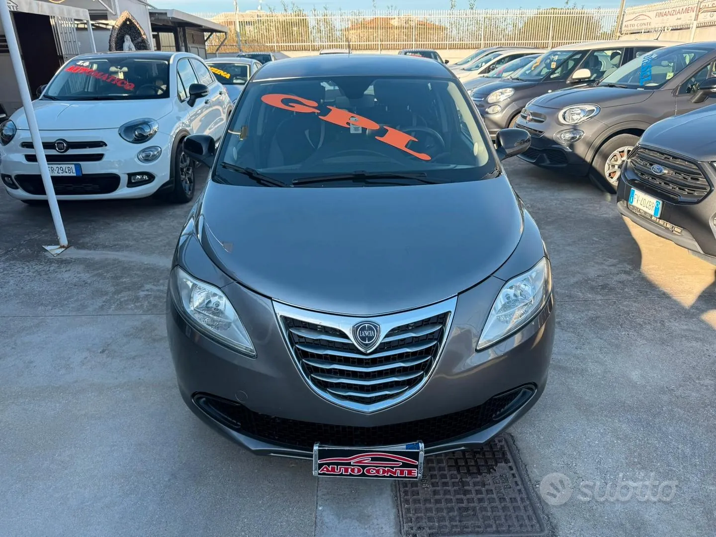 Lancia Ypsilon 2012 photo 2