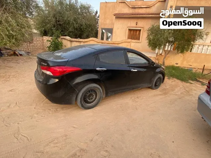 Hyundai Elantra 2013 photo 3