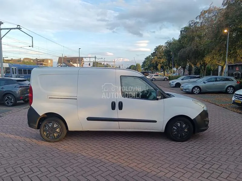 Opel Combo 2013 photo 2
