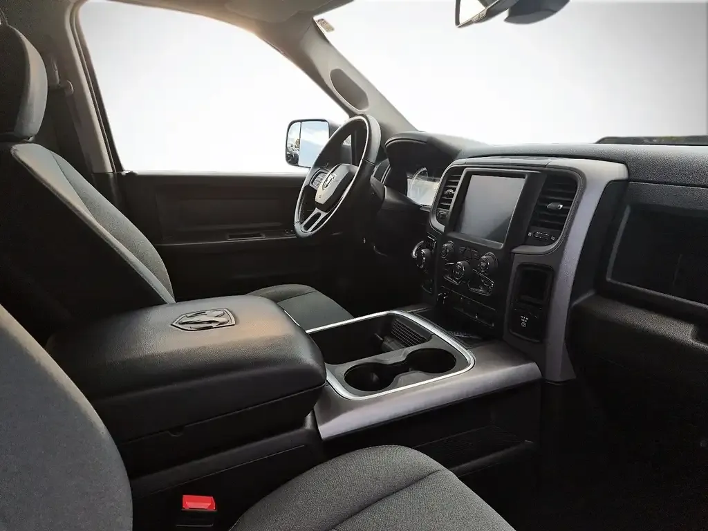 Ram 1500 2022 photo 2