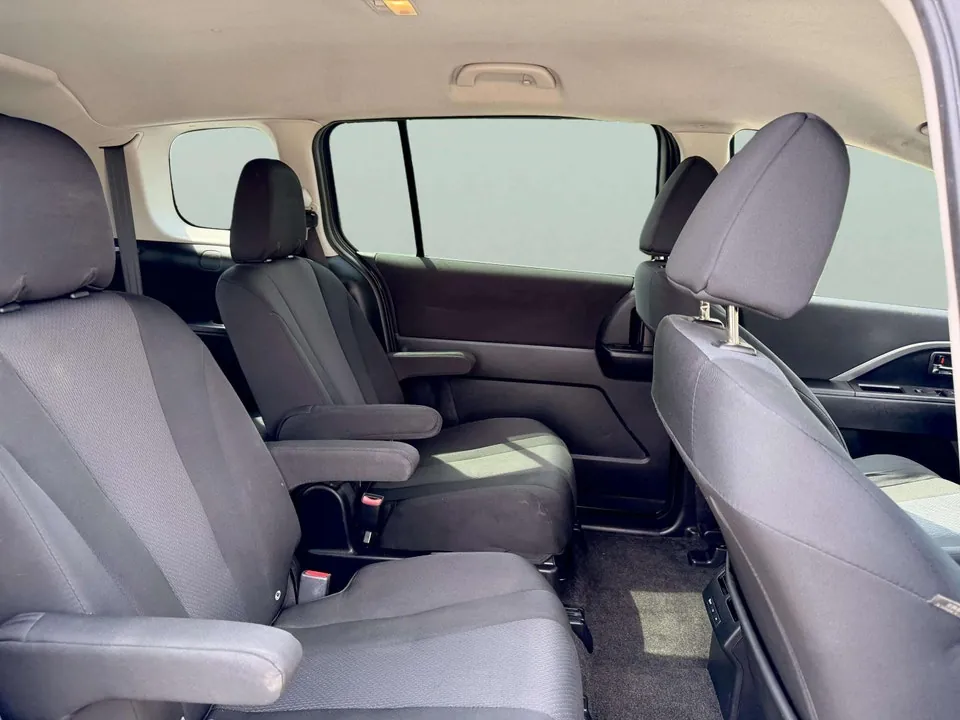 Mazda Mazda5 2013 photo 5