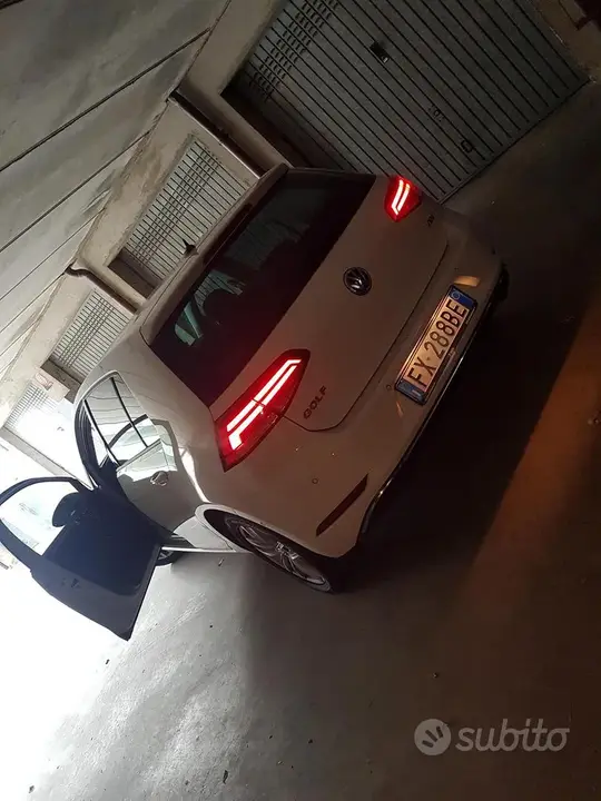 Volkswagen Golf 2019 photo 2