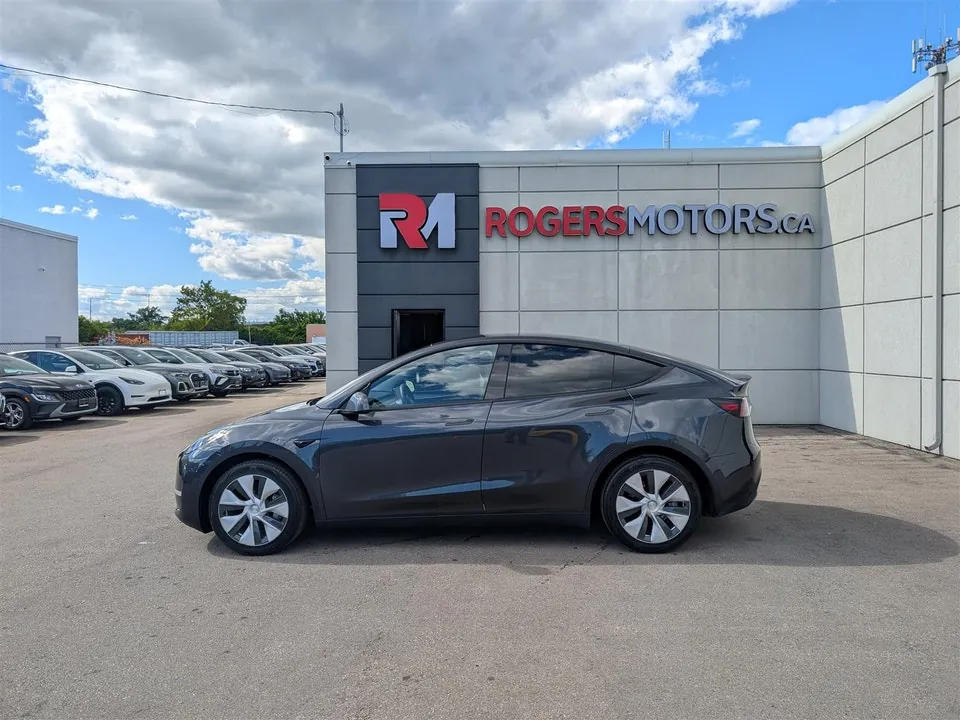 Tesla Model Y 2024 photo 2
