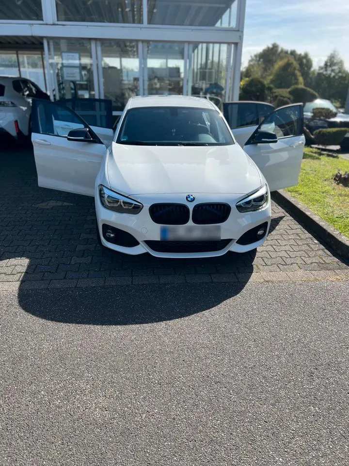 BMW 118I
