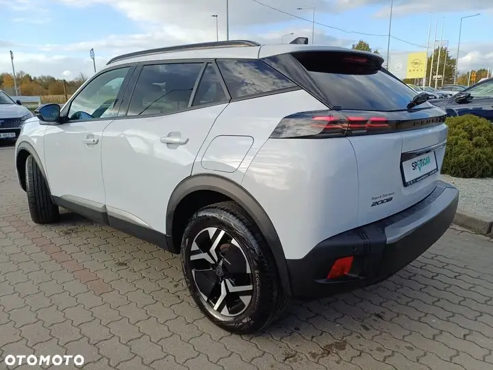 Peugeot 2008 2023 photo 4