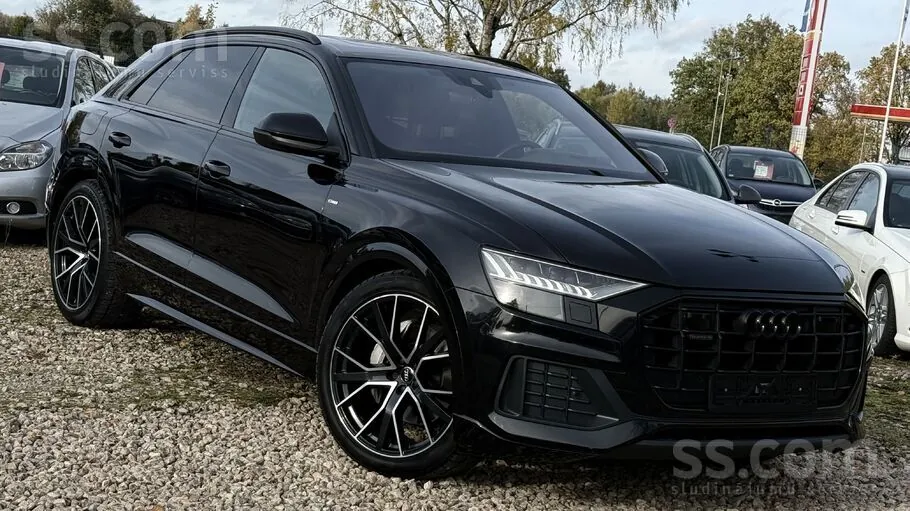 Audi Q8