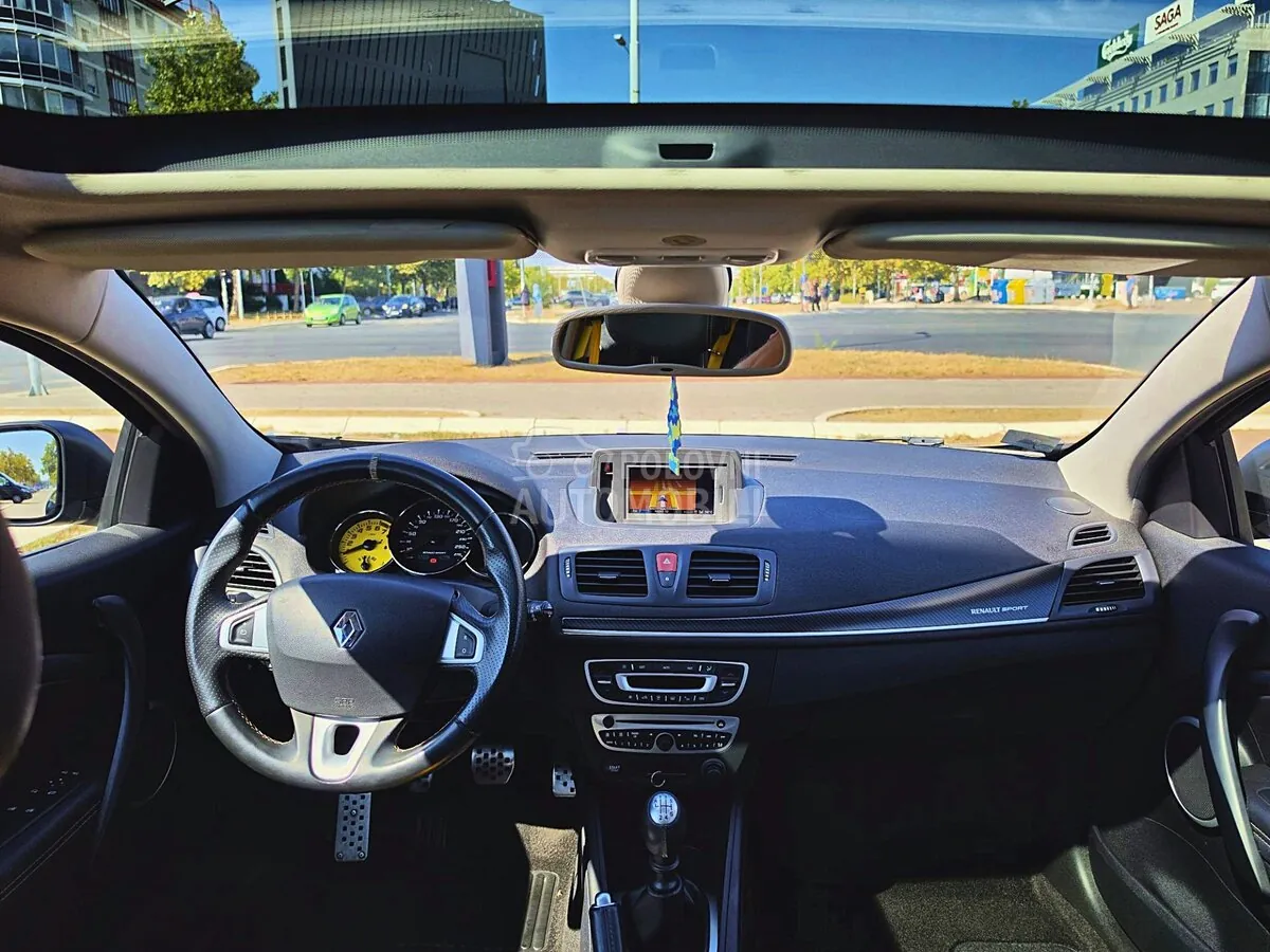 Renault Megane 2010 photo 4