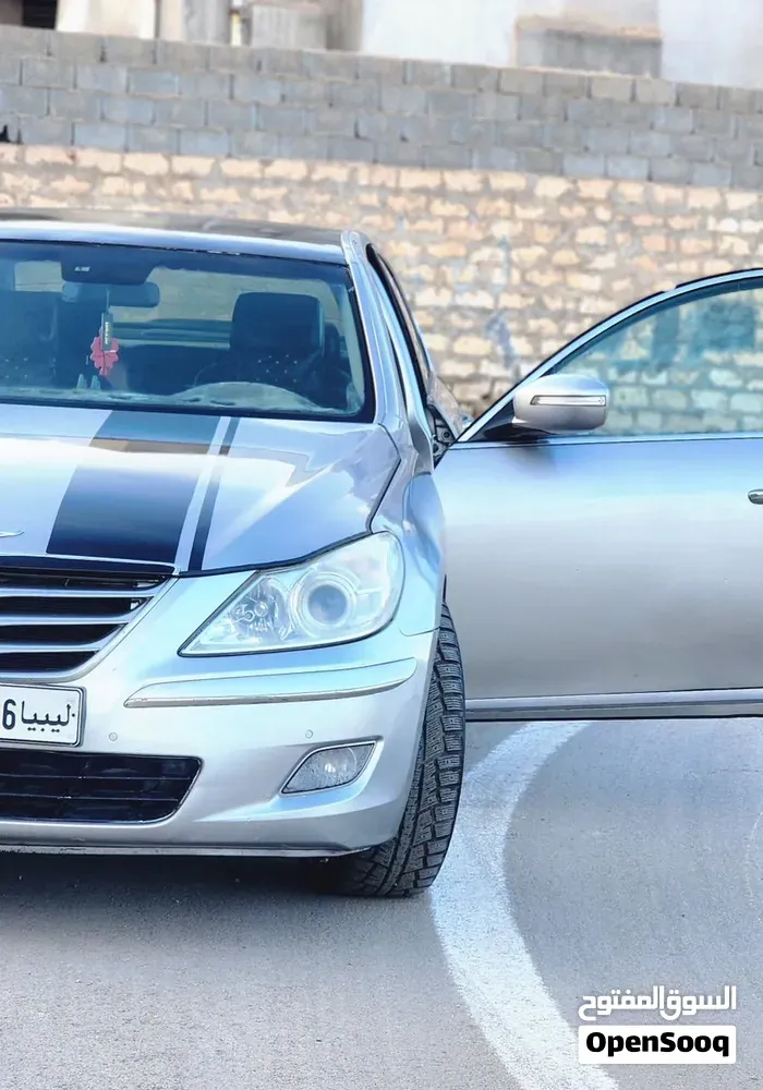 Genesis G80 2010 photo 3