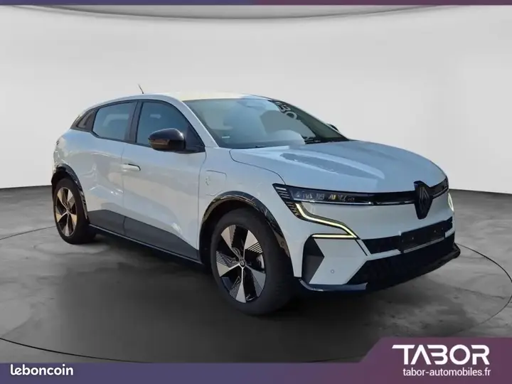 Renault Megane 2022 photo 2